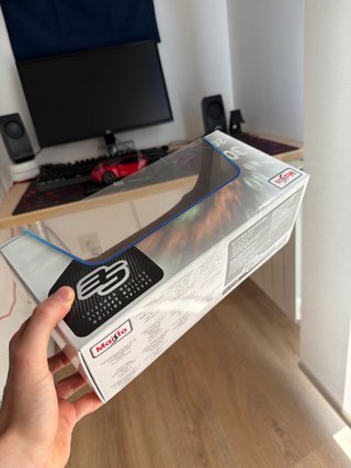 Maqueta Bugatti Chiron Sport 1:18