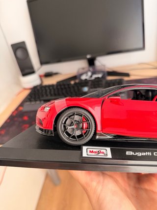 Maqueta Bugatti Chiron Sport 1:18