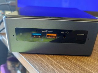Intel NUC i5 8GB RAM 500GB NVMe SSD Win 11