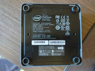 Intel NUC i5 8GB RAM 500GB NVMe SSD Win 11