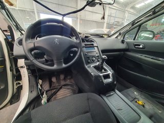 Despiece Peugeot 5008 2.0 Diesel Año 2011
