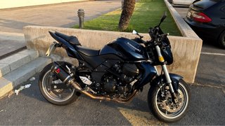 Kawasaki Z750 Azul