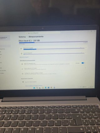 Portátil Lenovo IdeaPad S145 AMD-A6 15.6
