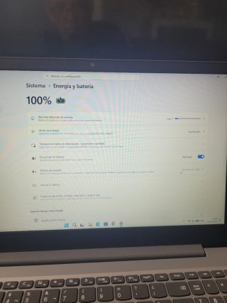 Portátil Lenovo IdeaPad S145 AMD-A6 15.6