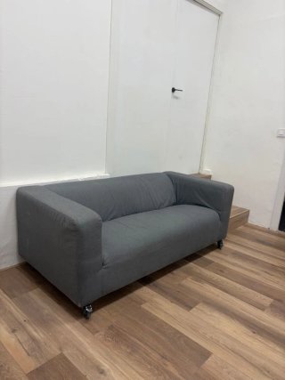Sofá Ikea 2 plazas con 3 fundas