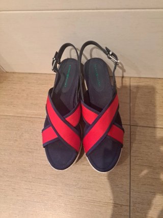 Sandalias Tommy Hilfiger Azul y Rojo