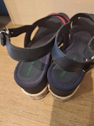 Sandalias Tommy Hilfiger Azul y Rojo