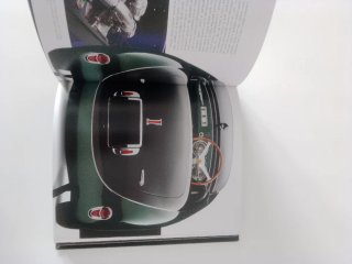 Libro Ferrari: Una Leggenda Italiana
