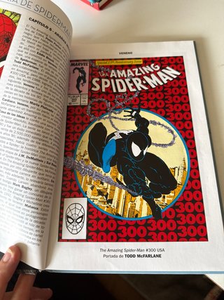 Spiderman 60 aniversario el nacimiento de veneno