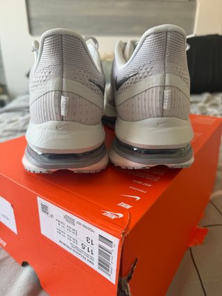 Nike Pegasus Premium Talla 45.5 Gris/Blanco nuevas