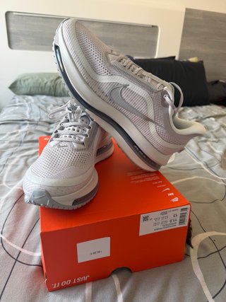 Nike Pegasus Premium Talla 45.5 Gris/Blanco nuevas