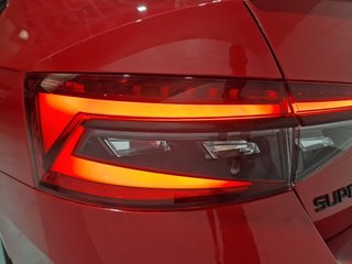 🚗 Skoda Superb Sportline iV Híbrido Enchufable