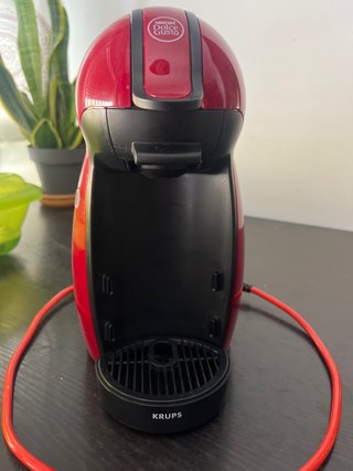Cafetera Dolce Gusto Roja