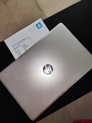 HP 15.6 i5-7200U | 8GB RAM | SSD 960GB con DVD