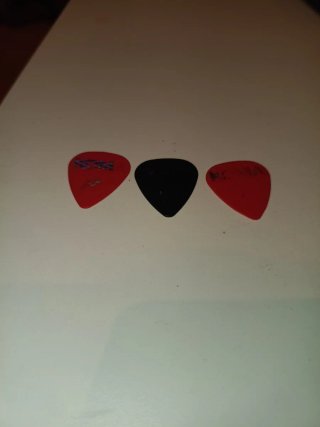 3 púas de guitarra Koma