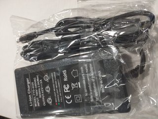 Cargador Batería 42V 2A YYD-4220