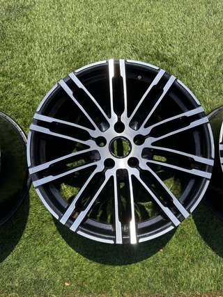 Llantas Porsche Cayenne Turbo 21' (No OEM)
