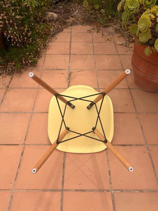 11 Sillas Amarillas Estilo Eames Madera