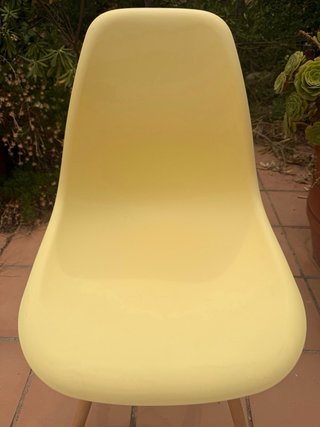 11 Sillas Amarillas Estilo Eames Madera