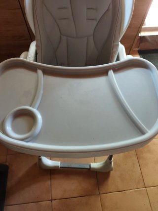 Trona reclinable y plegable