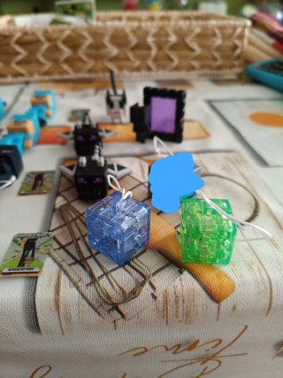 Figuras Minecraft Kinder Joy