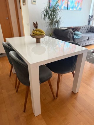Mesa de comedor El Corte Inglés + 4 sillas