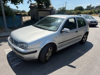 Volkswagen Golf 2003