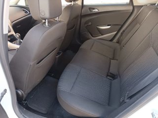 Opel Astra 2012