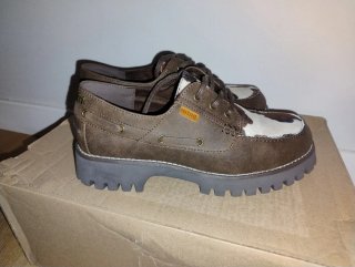 Zapatos de mujer marrones