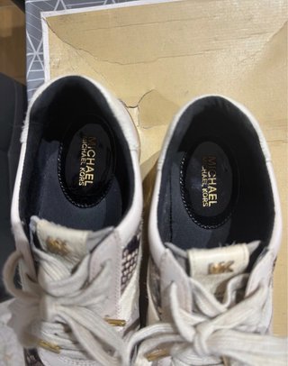 Zapatillas Michael Kors Beige y Dorado