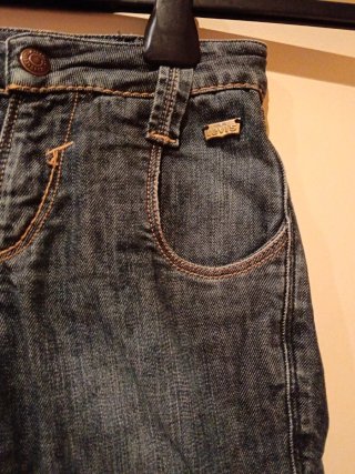 Tejano Levi's niño talla 32