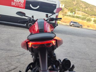 Ducati Monster 2022 Roja - Pocos Kms