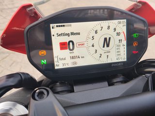 Ducati Monster 2022 Roja - Pocos Kms