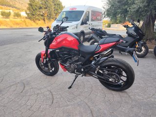 Ducati Monster 2022 Roja - Pocos Kms