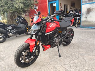Ducati Monster 2022 Roja - Pocos Kms