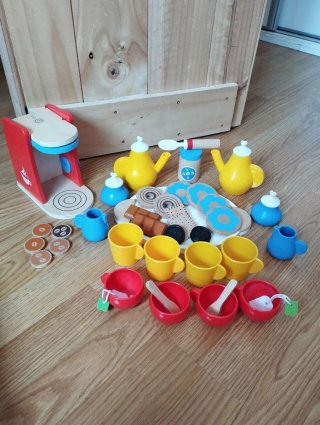 Juego de café y té de madera para niños