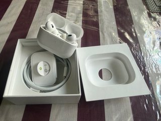 iPhone 15 Pro Max 256GB Blanco + AirPods 3:gn