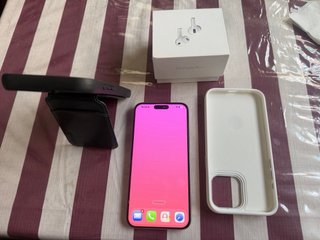 iPhone 15 Pro Max 256GB Blanco + AirPods 3:gn