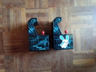 2 Micro Arcade Machines 2x1