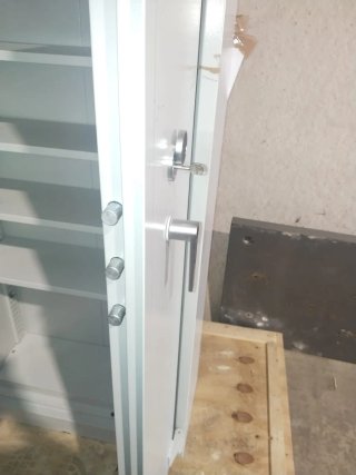 Armario caja fuerte ignífuga