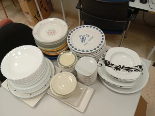 Lote Vajilla Variada Cerámica, Vidrio, Porcelana