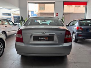 KIA Cerato 2006