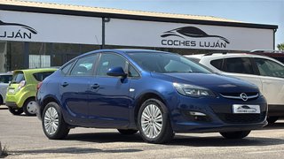 Opel Astra 2015