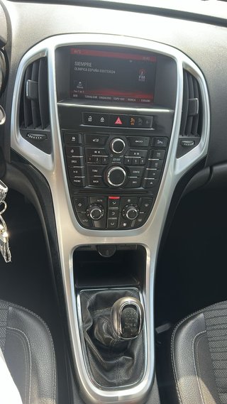 Opel Astra 2015