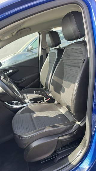 Opel Astra 2015