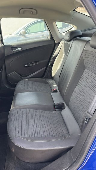 Opel Astra 2015
