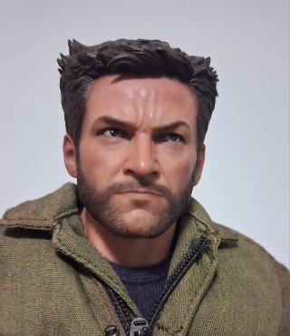 Figura articulada Wolverine Lobezno 1/6 Custom