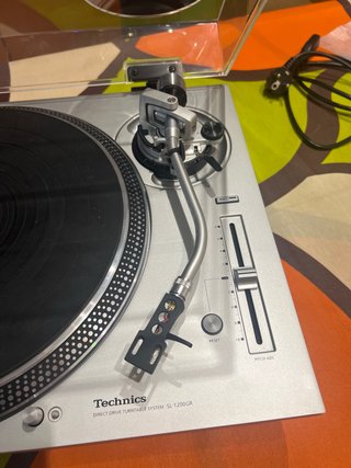 Tocadiscos Technics SL-1200 GR