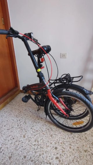Bicicleta plegable B-fold