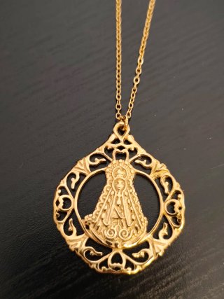 Medalla Virgen del Rocío con cadena